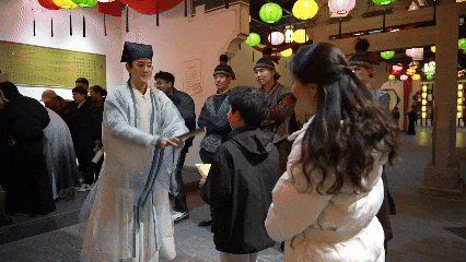 @安徽老乡，12月一起来看董宇辉力荐的“皖美”大戏吧！| 皖美冬日 | 第十五届安徽国际文化旅游节