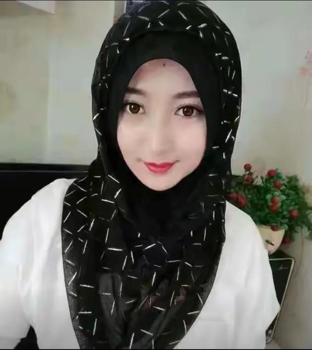 现在才知道，回族女人“下边带盖”是什么意思？
