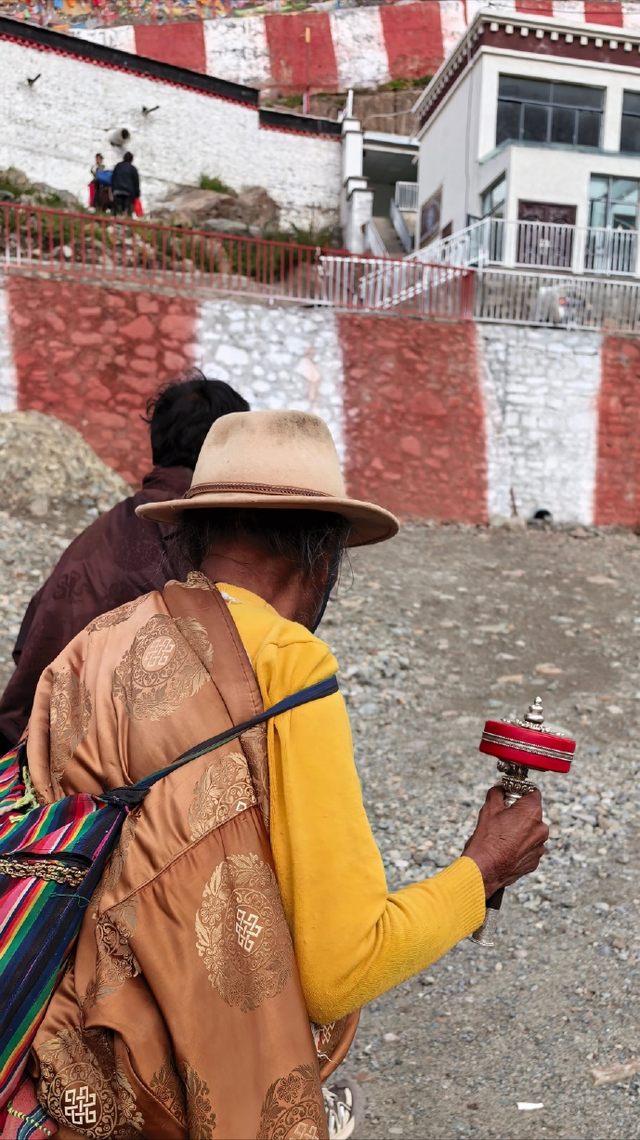 1条国道，全长10065公里，万千极致景观！50+自驾达人的终极梦想