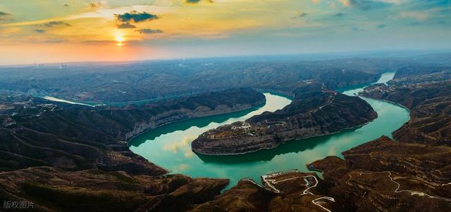 秋天来山西，最美的景色看哪里？快沿着黄河1号旅游公路出发吧