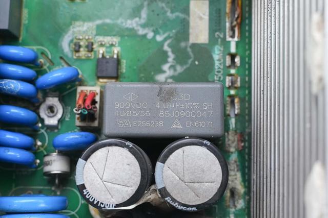 重达18斤的大块头，内部全是灰，麦格米特15kW充电模块拆解