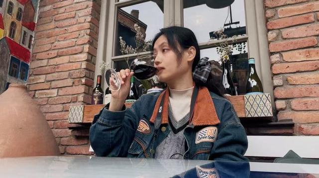 一座绝美免签国，直飞落地，消费低，交通便利，机场公交直达市区
