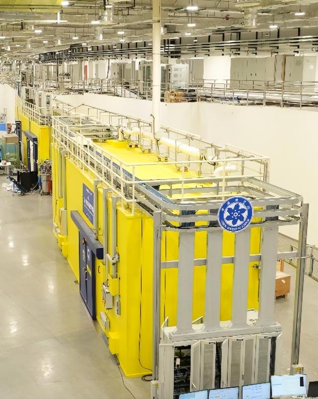 西方垄断EUV技术，中国怀柔光源试运营：先搞科研“不硬刚”