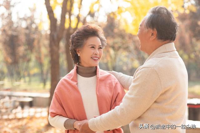 晚年夫妻生活，记住4做4做，夫妻越过越和谐，90%的人不了解
