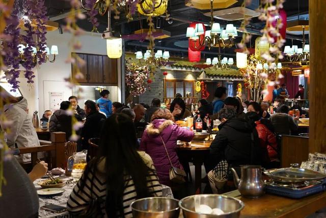 明月山全面进入旅游旺季，多维业态共绘秋冬盛景！