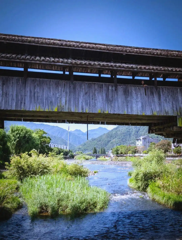 龙泉永和桥：三坊不和，知县调解，以和为贵，石桥易名