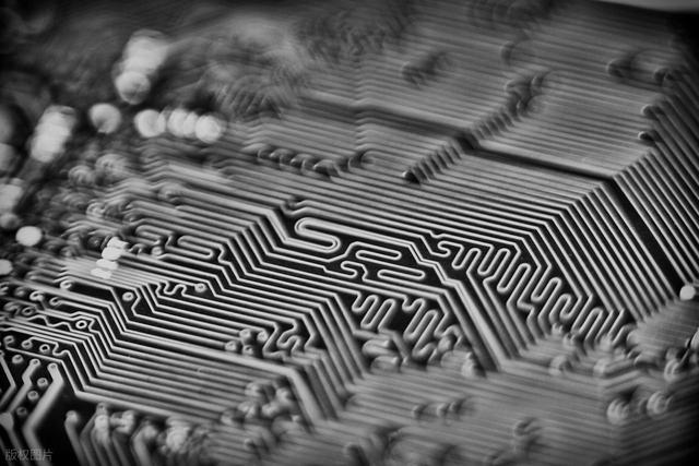 震惊！荷兰强接安世，中国反手一招！几分钱芯片撕开中欧制造真相