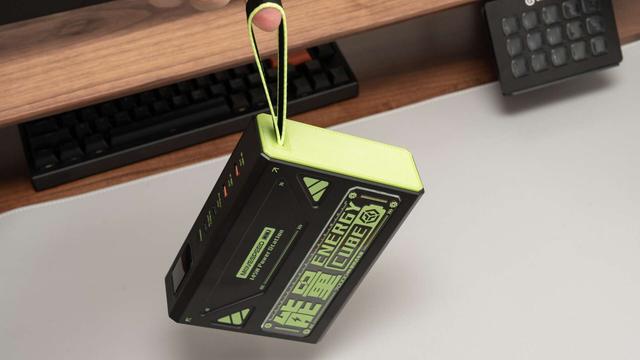 有电才能继续，70000毫安时的移速能量魔方 Pro Max