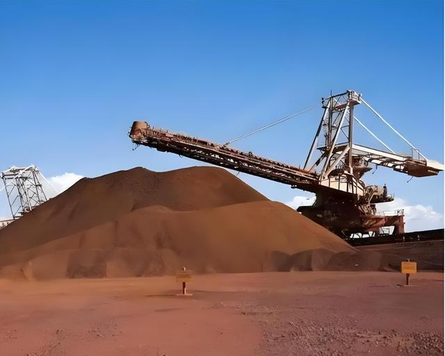 辽宁舰直冲日本，美航母离开，德总理突然出手，给了高市重重一击