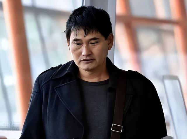 大衣哥案终于判了，下场大快人心，别高兴太早 给大家敲响 “警钟”