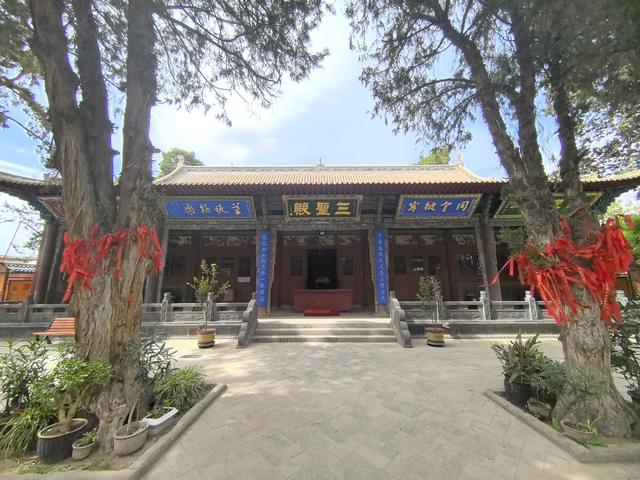 歪打误撞，驻车海藏寺停车场，进寺拜佛，原来暗藏千年灵均台