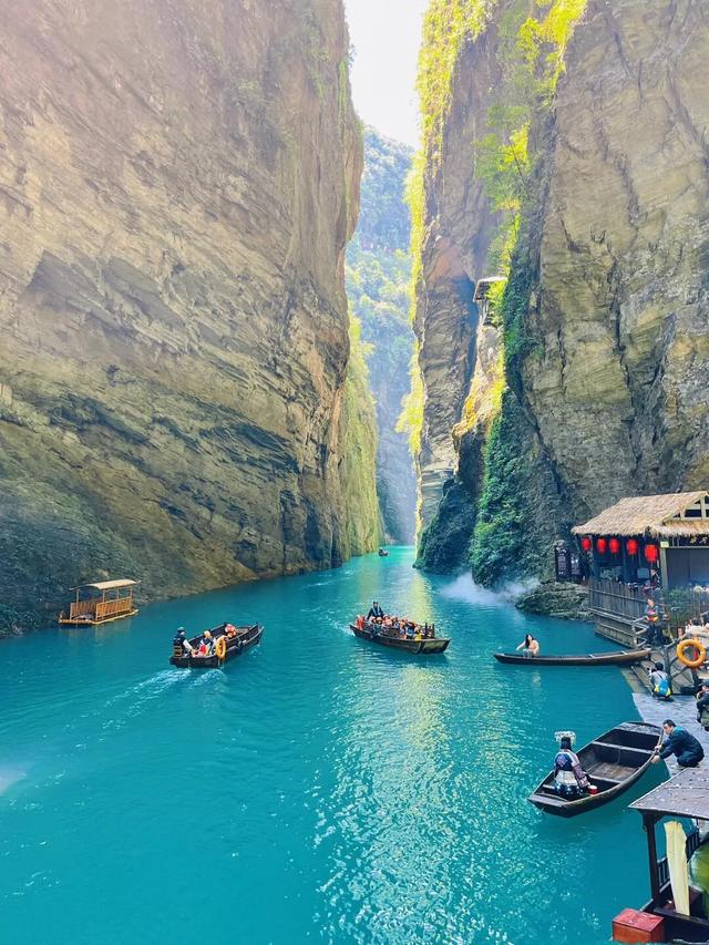 湖北怪景，专家直呼不可思议，游客拍完照片不敢相信。