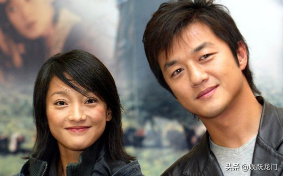 年过50岁的周迅一头白发，无儿无女成为了这辈子最大的遗憾！