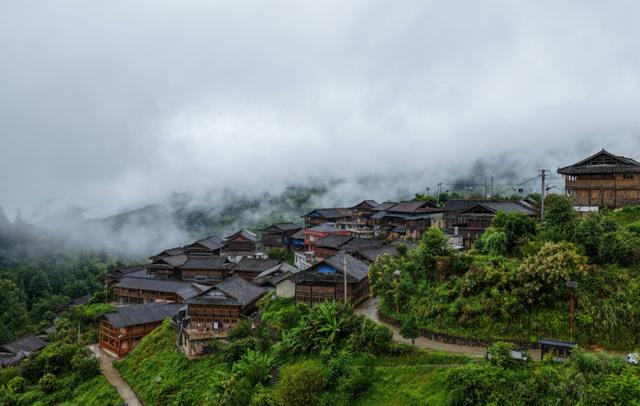 浙江有个未通公路的村落，隐居深山，原生态景色令人陶醉