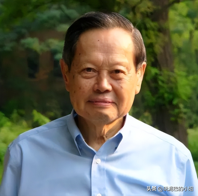 王宫保透露：杨振宁告别式时间确定，地点在八宝山，和邓稼先一样