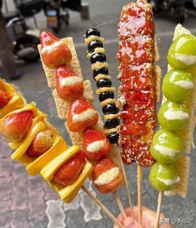 网红小吃别太离谱！痰盂装蛋糕、奶皮糖葫芦造假，许多人已经上当