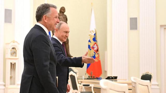 美媒实锤白宫内斗！维特科夫抢功越权，鲁比奥被架空，特朗普两难