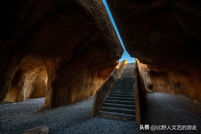 这里有：四大壁画、三座唐构、四大名楼之一，240万年前火种遗迹