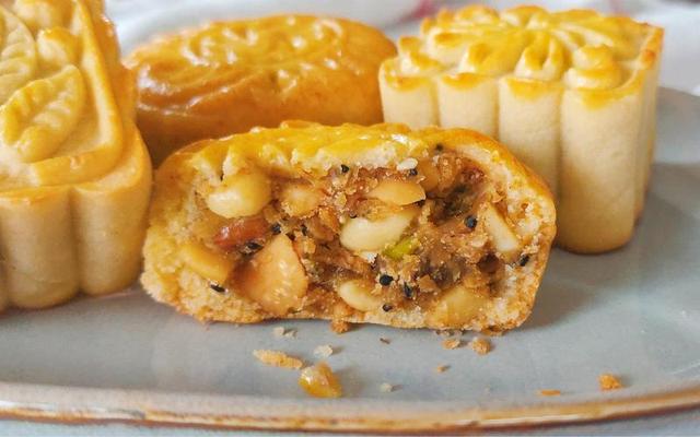 月饼再次被关注，医生提醒：吃五仁月饼多注意五点