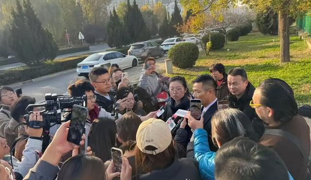 当“私闯民宅	”成为现实	，法律应站在家门之内还是之外？