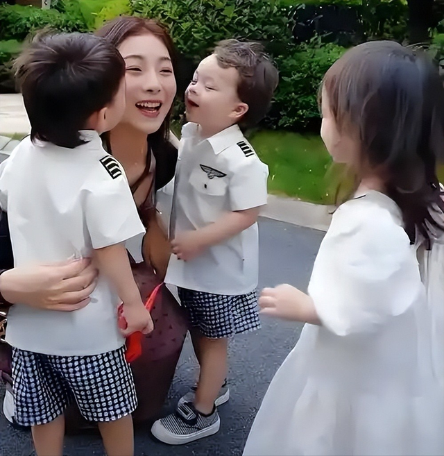 “买英国精子生3娃”的山东女人，7年后现状曝光，一年百万开销