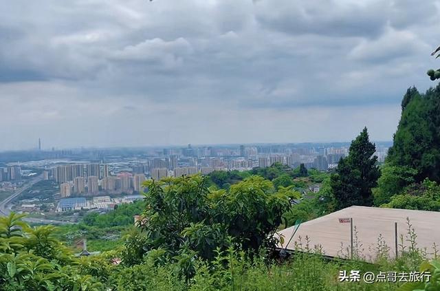 成都黄金徒步路线，公交直达起点，一处比一处惊艳，都不要门票！