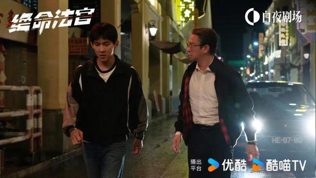 翻拍剧爆火，《绝命法官》细节超戳心，故事三条线索织迷局