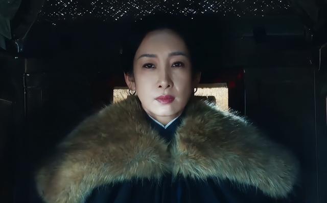 长得“歪瓜裂枣”，整得“美若天仙”，这5位女星都靠脸逆天改命