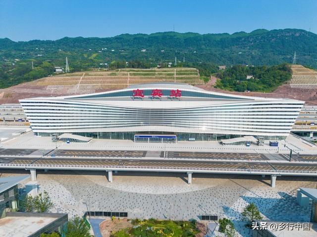 一路连渝川黔滇：总投资1416亿渝昆高铁预计2026年底全线通车