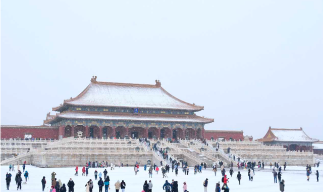 雪落红墙才是北京！4 个必去打卡地，随手拍都是古风大片