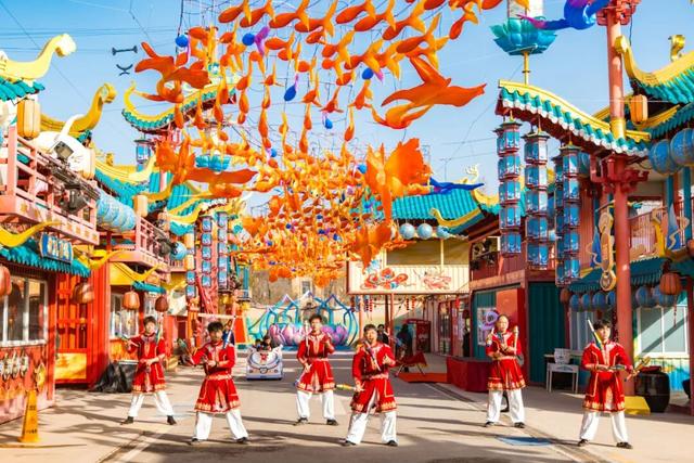 赏花灯，庆佳节！乐海神话世界华灯初上，动物王国喜气满满