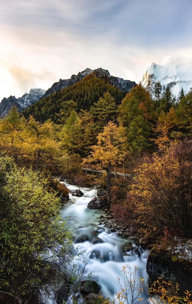 如果有时间，走一次川西顶级路线，1次深度体验胜过10次旅游！