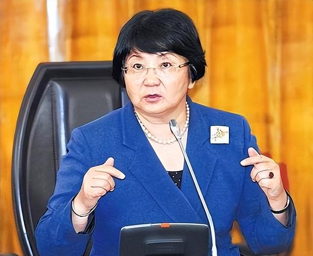 中亚铁娘子：赶跑两任总统后自己当总统，最大愿望就是与中国合作
