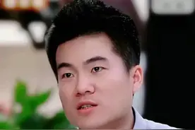 董宇辉荣获大奖，“12字获奖感言”急坏丈母娘，笑喷网友们图片