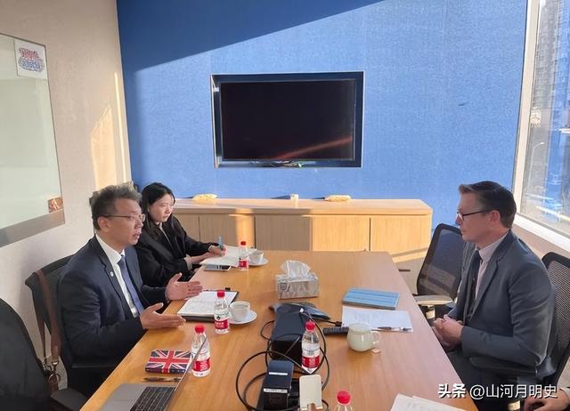 绝不向中国低头！宁愿裁员9000破产	，也不接受中国的帮助