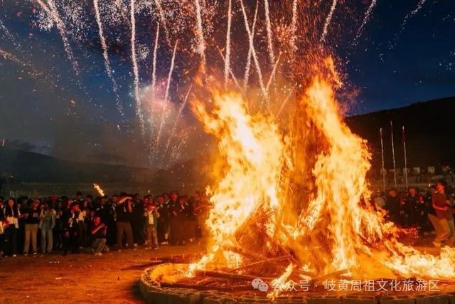别等了！免费篝火派对空降岐伯广场，8 月 6 日- 7 日燃爆夜空