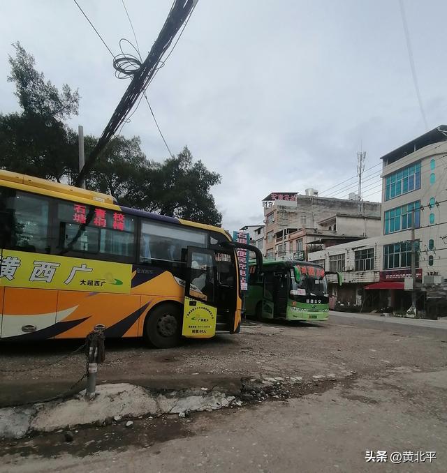 广西横州市以小吃大的乡镇，吞并一县合并一区而发展成为小都市
