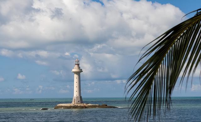 三亚变“俄罗斯后花园”？80%俄游客扎堆的真相是什么？