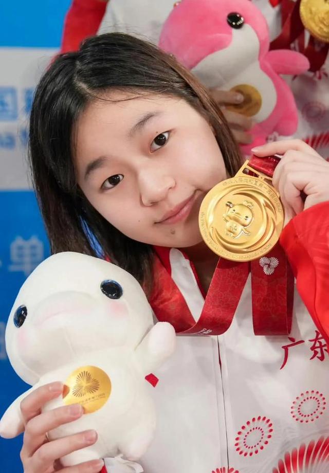 全红婵的43598.6元背后：这才是真正的“顶流”担当！