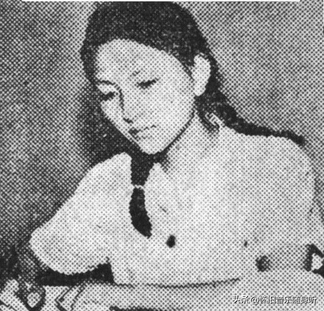 她是1982年湖北省高考文科状元，高中毕业于黄陂一中，现状怎样？