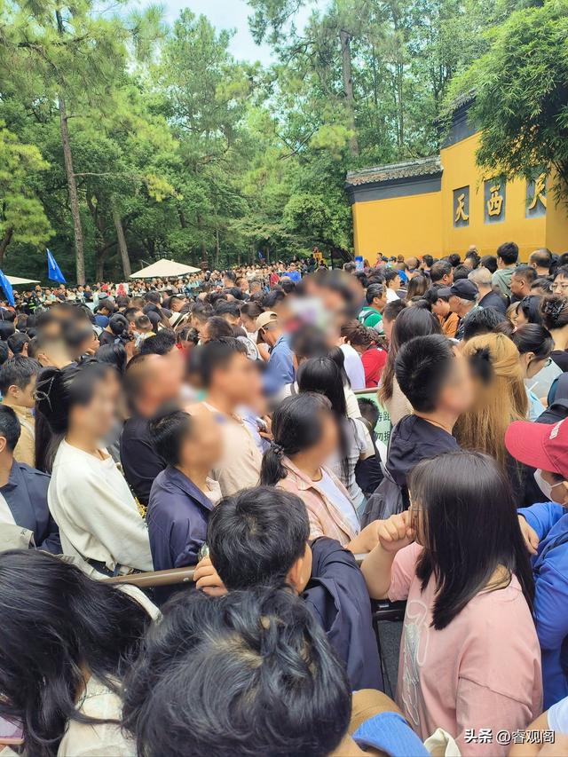 舍小利谋大得！灵隐寺宣布门票取消当天预约挤爆，客流量暴涨50%