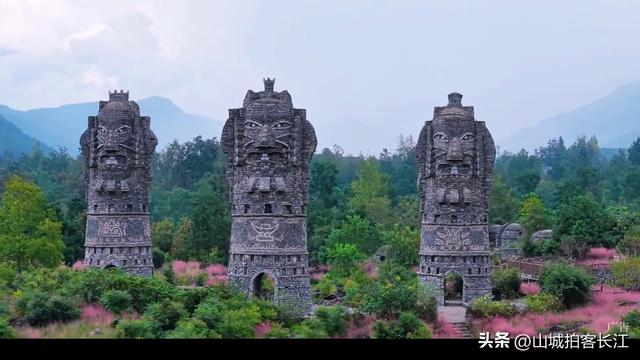 重庆面积排第一的县，除了现实版的桃花源，竟还藏着这么多惊喜！