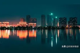 纯爱战士胖猫定格的21岁，看哭了多少为爱痴狂的恋爱脑图片