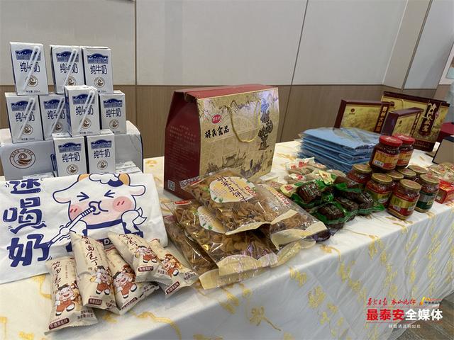 签署“互送互游”战略合作协议 “楚风汉韵 山水淮南”2025淮南文旅泰安推介活动举办