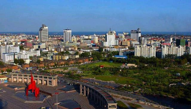 河北人口最少的地级市，面积比邢台、邯郸小，常住人口不足350万