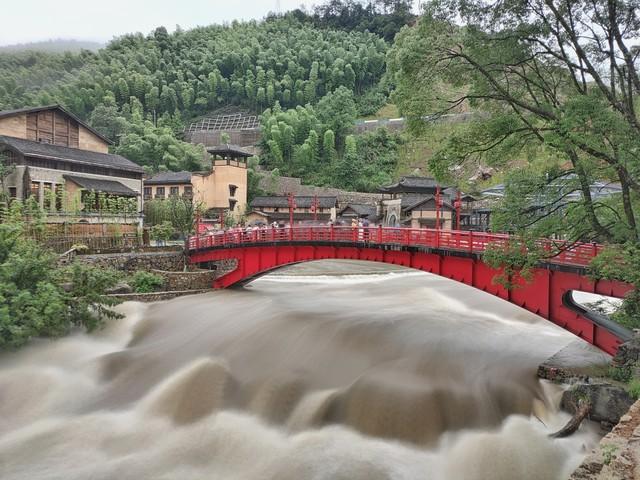 北海道要蹭望仙谷的流量？原来外国人不懂中国原创文旅的流量密码