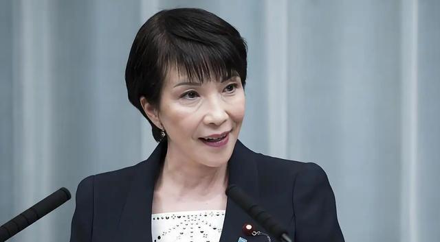 出大事了，美俄同时警告日本，中国对日本打出王牌	，高市开始急了