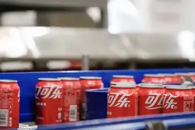 “贵州造”易拉罐装可口可乐产线正式投产图片