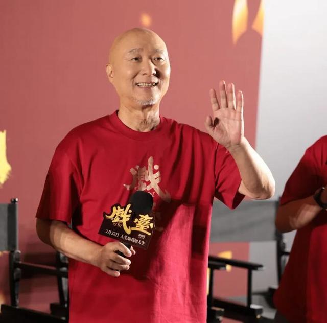 陈佩斯哭了，《戏台》从血本无归的预期，仅几天就精彩逆转