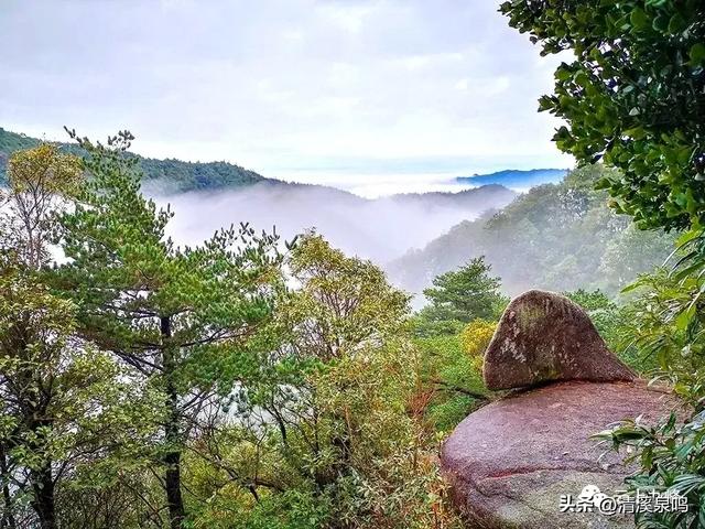 石转风吟处，仙磨寄情思——登十二渡水长老峰记